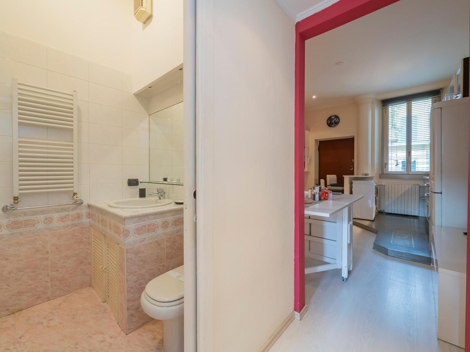 Xenia Apartments - Colorful Apartment In Fiera Area Milan Exterior photo